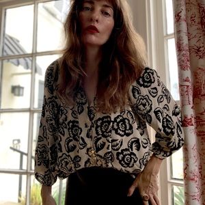 TUCKER White & Black Floral Print Silk Blouse P